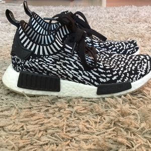 Adidas women’s NMD R1